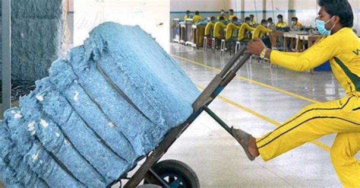 How one company in Pakistan recycles over a million pairs of jeans every year