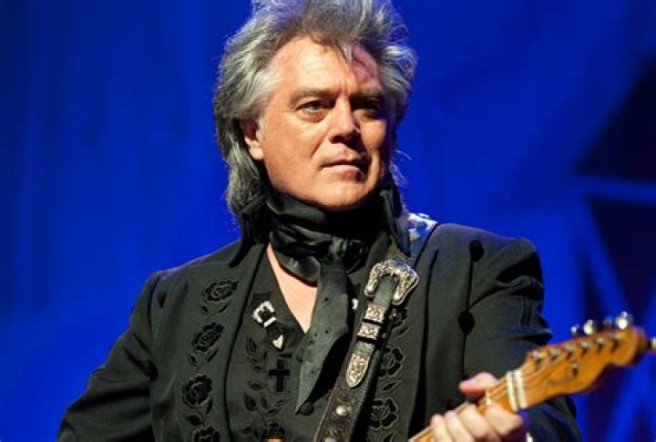 Marty Stuart Net Worth and Earnings 2022